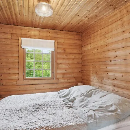 Lovely In Hojslev With Kitchen Holiday home Lundo