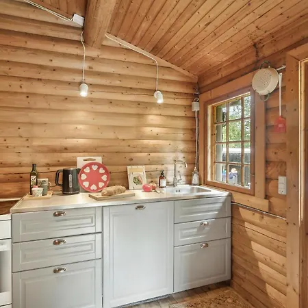 Lovely In Hojslev With Kitchen Holiday home Lundo