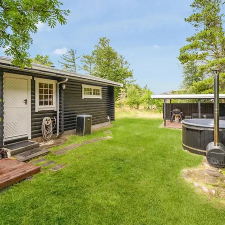 Holiday home Lovely In Hojslev With Kitchen Lundo