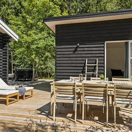 Lovely In Hojslev With Kitchen Feriehus Lundø