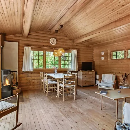 Feriehus Lovely In Hojslev With Kitchen Lundø